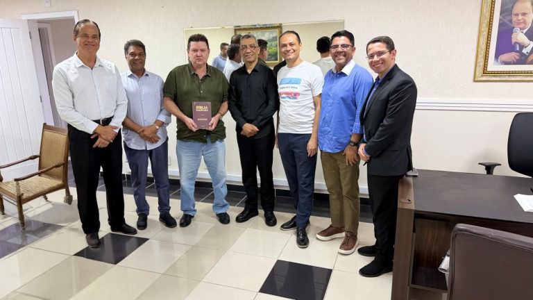 Igreja Universal deve oficializar apoio a Ricardo Ferraço