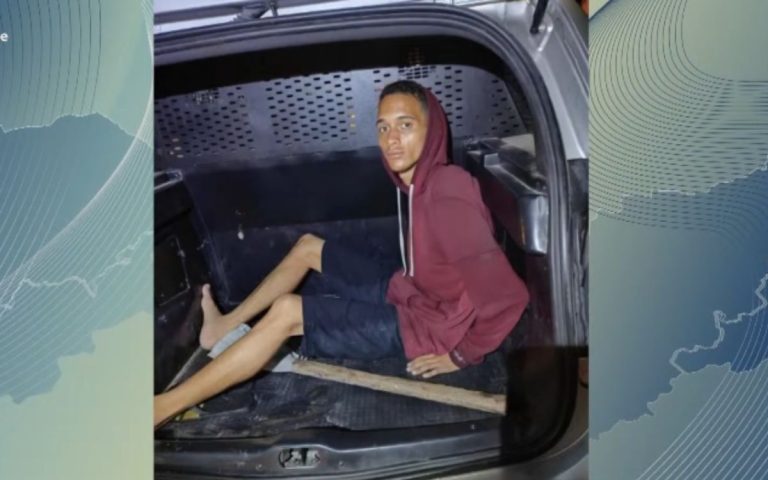 Jovem indiciado por esquartejar companheira dormiu ao lado do corpo