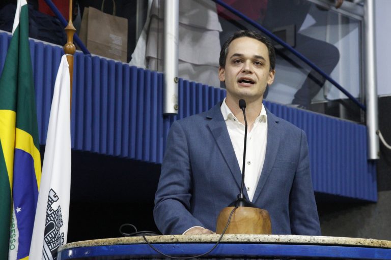 Lorenzo Pazolini não desistiu da federação?