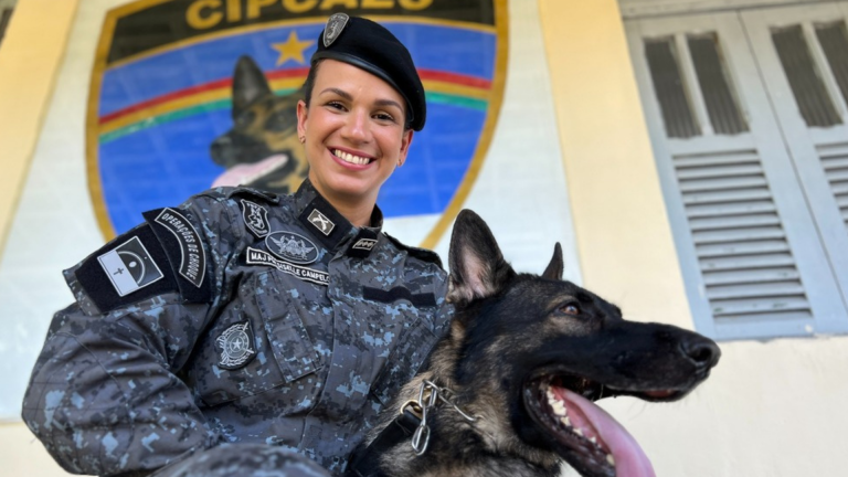 Major Giselle Campelo assume o comando da CIPCães