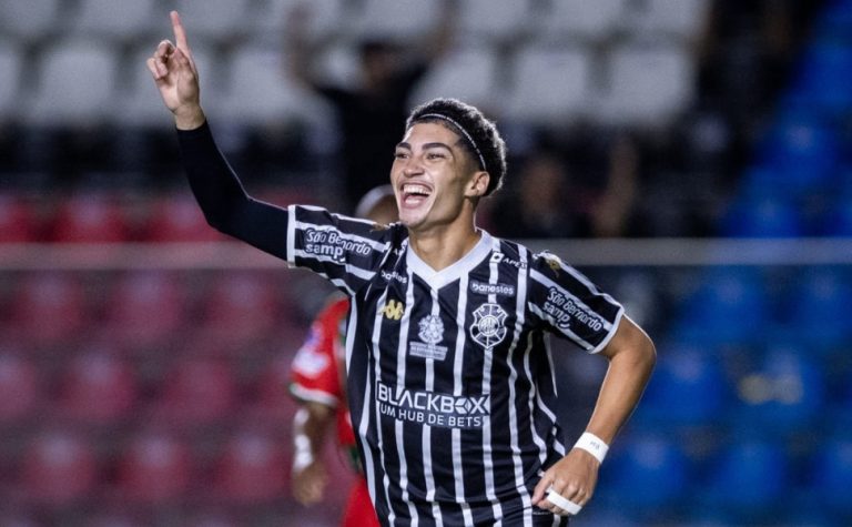 Meia do Rio Branco lidera artilharia sub-21 no Brasil