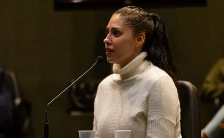Monique, mãe de Henry Borel, se entrega à polícia após STF determinar prisão