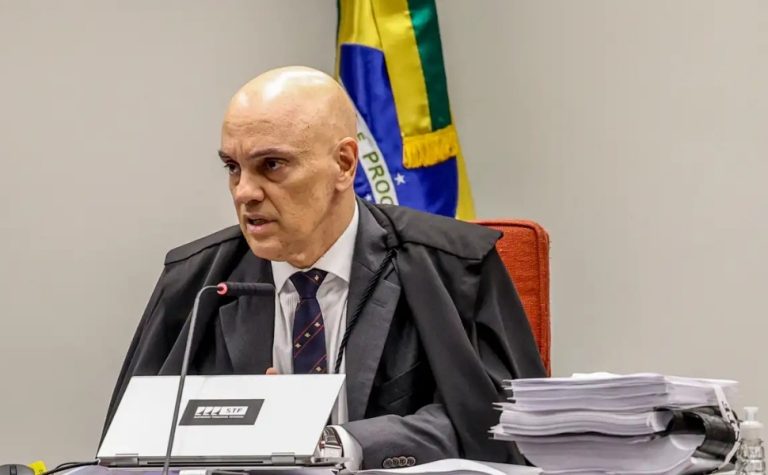 Exército prende militares condenados por trama golpista após ordem de Moraes