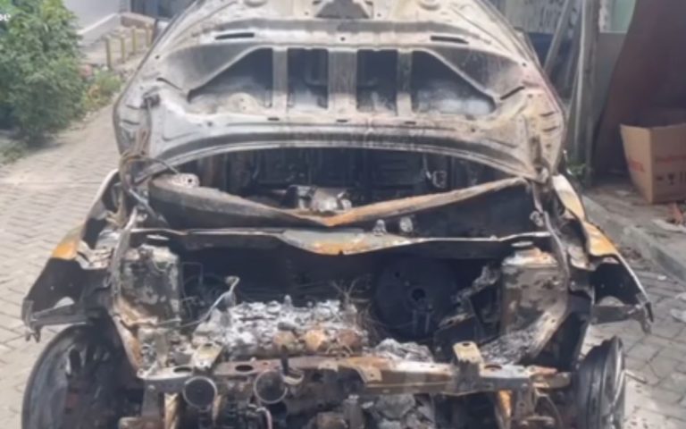 Motorista de app escapa de carro em chamas após ser sentenciado à morte