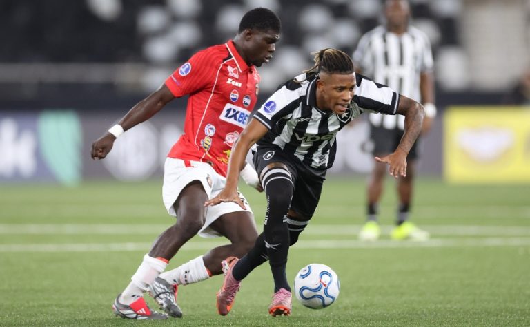 Na estreia de Franclim Carvalho, Botafogo tem empate frustrante com Caracas