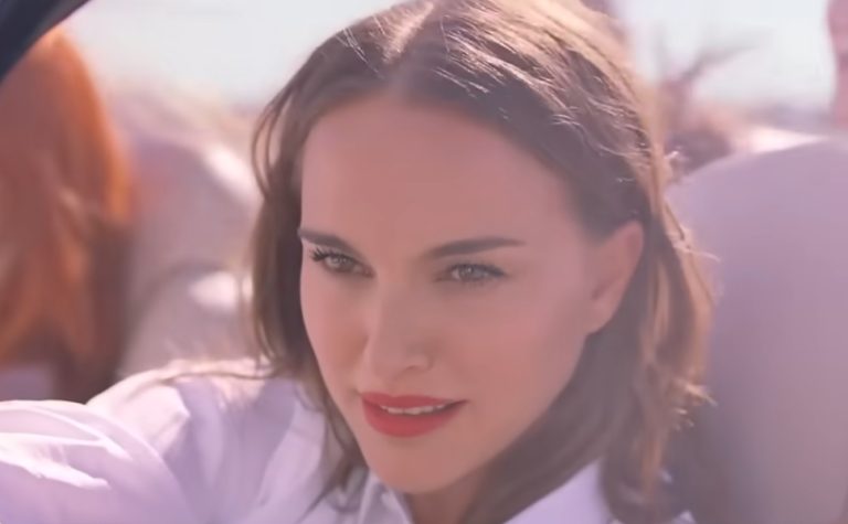 Natalie Portman anuncia gravidez aos 44 anos