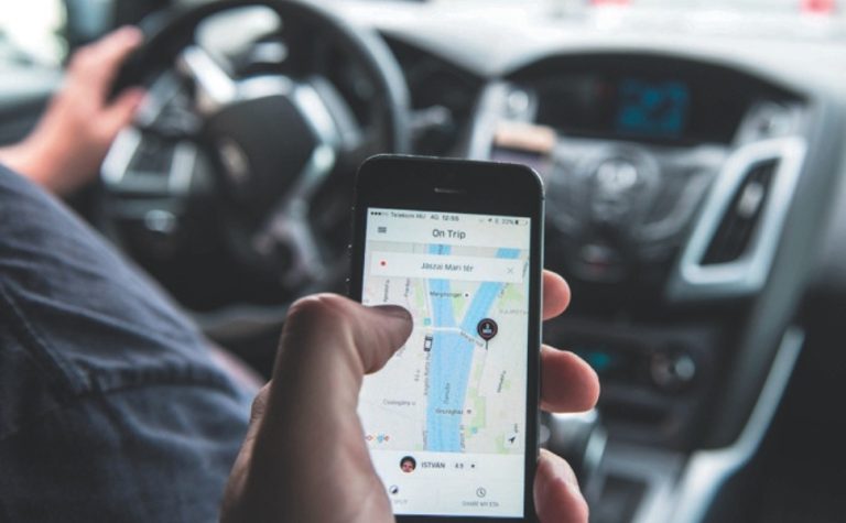 O que pode mudar para motoristas e entregas por aplicativo com nova lei