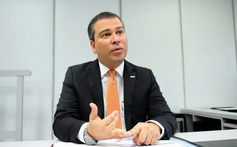 PF prende ex-presidente do BRB envolvido no caso Master