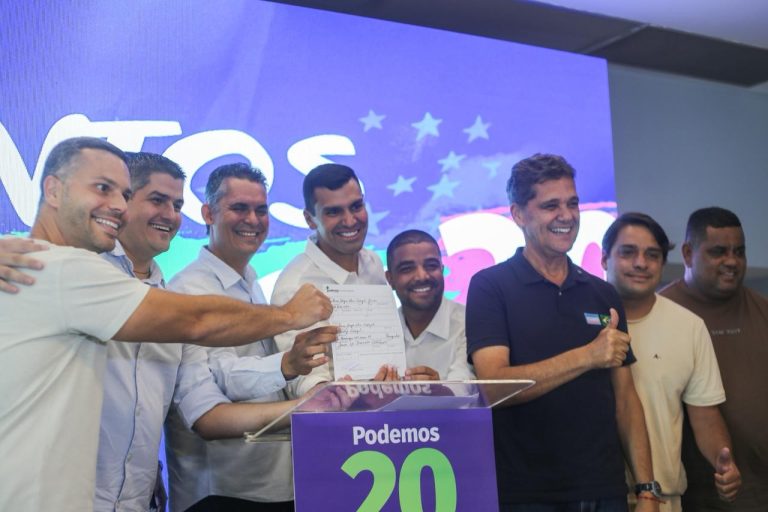 Podemos surpreende nas montagens de chapas