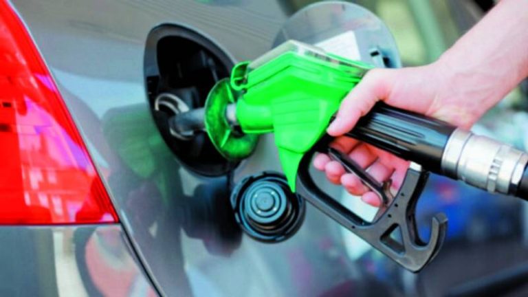 Preço do diesel nos postos cai R$ 0,20 por litro em duas semanas, diz ANP