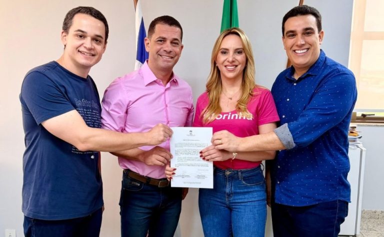 Primeira mulher toma posse como prefeita em Vitória nesta segunda