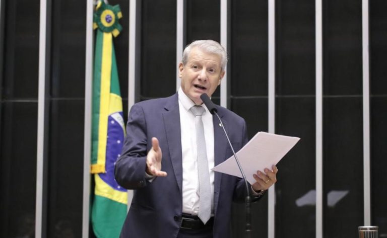 Reviravolta: Folletto pode disputar eleição neste ano