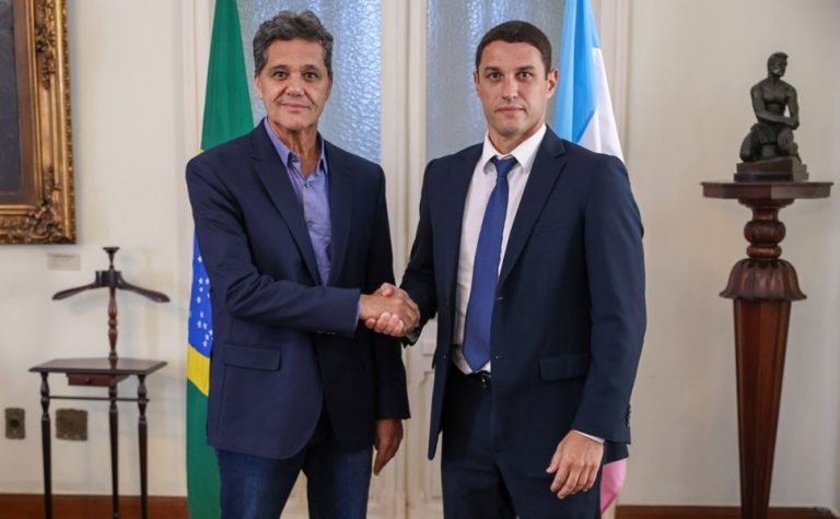 Ricardo Ferraço anuncia novo delegado-geral da Polícia Civil