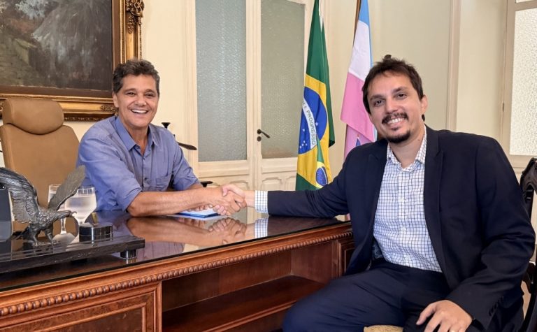 Ricardo Ferraço anuncia novo secretário do Meio Ambiente