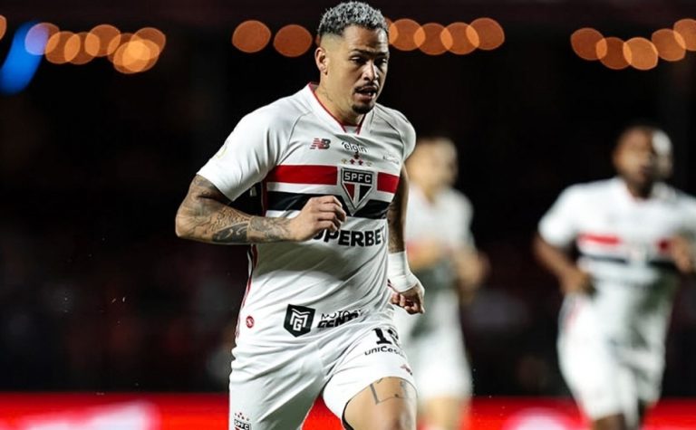 São Paulo bate Juventude pelo placar mínimo em noite de vaias e impaciência