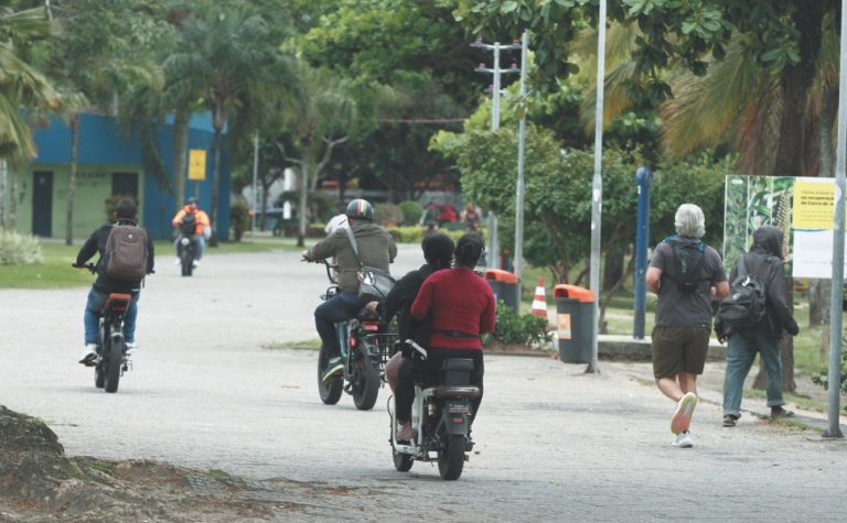 Serra estuda regras para reduzir acidentes com bikes elétricas