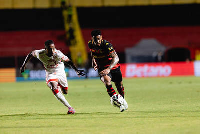 Com um a jogador a menos, Sport fica no empate com o Vila Nova