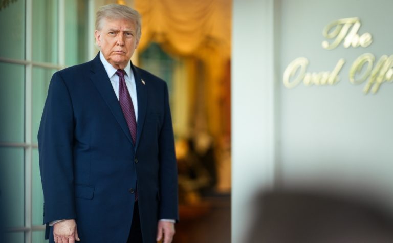 Trump diz que Irã entregará estoque de urânio e fala em acordo para fim da guerra