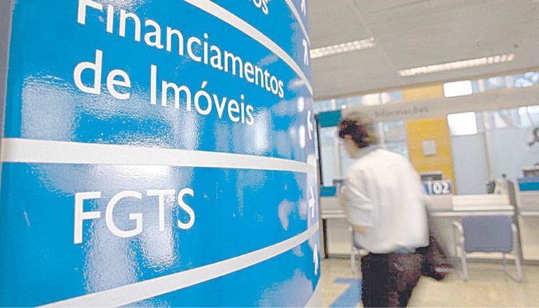 Uso do FGTS para quitar dívidas compromete casa própria e poupança, dizem entidades