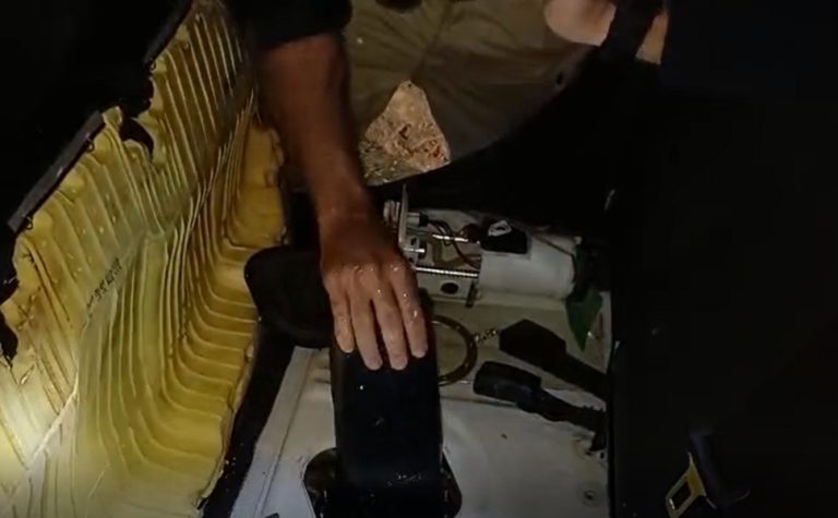 VÍDEO | PRF encontra 19 kg de droga escondidos em tanque de carro na BR-262 no ES