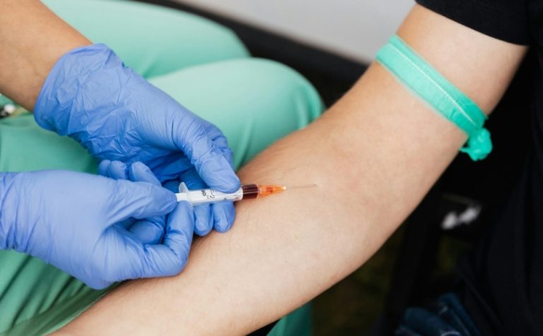 Vem aí o exame de sangue capaz de detectar depressão
