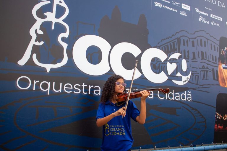 Aluna da Orquestra Criança Cidadã é selecionada para intercâmbio no Canadá