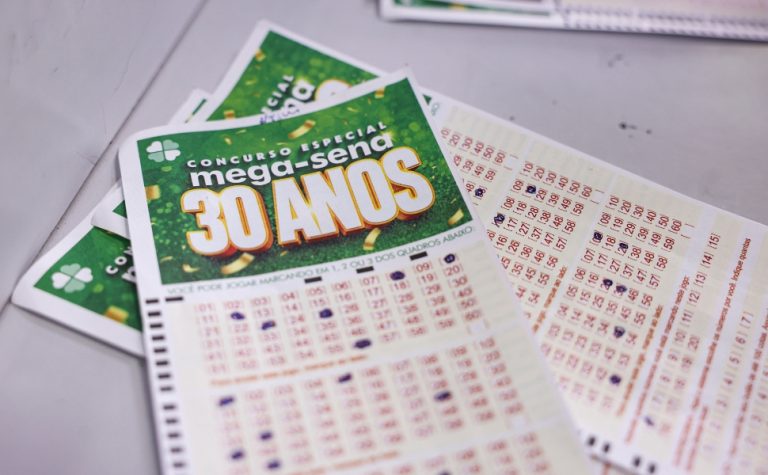 Apostas do Rio e de Fortaleza levam prêmio da Mega 30 anos