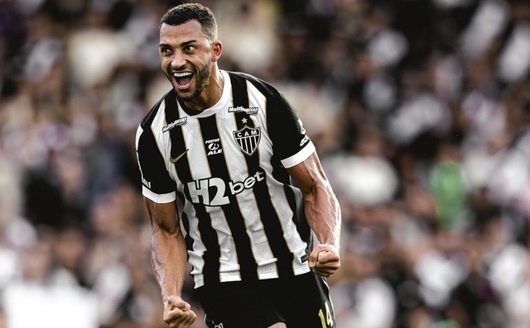 Atlético-MG vence em São Januário e mantém Vasco no Z4 do Brasileiro