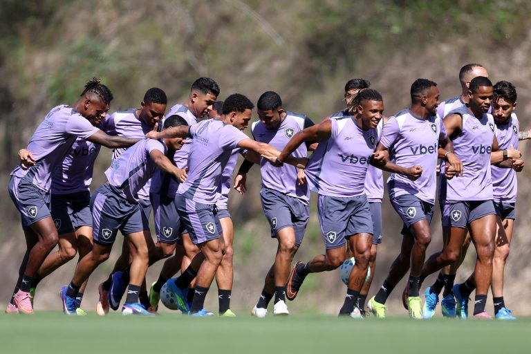 Atlético/MG e Botafogo fazem duelo direto em Belo Horizonte