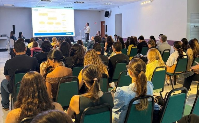 Bariátrica ou canetas? Médicos explicam tipos de tratamentos para emagrecer