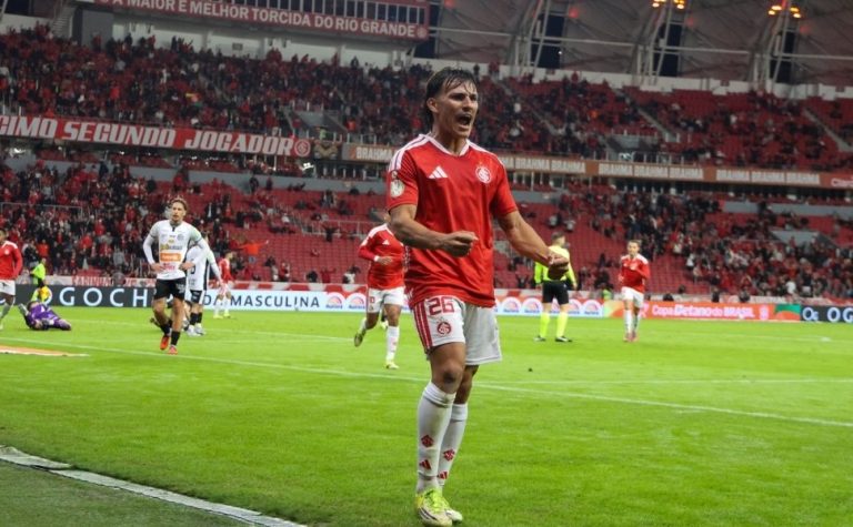 Bernabei brilha, Internacional vence Athletic de novo e avança na Copa do Brasil