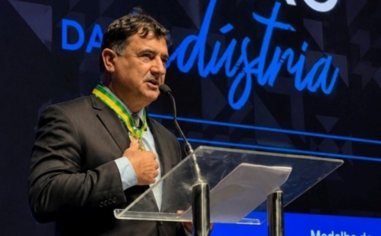 CNI homenageia empresário capixaba e destaca força da indústria do Espírito Santo
