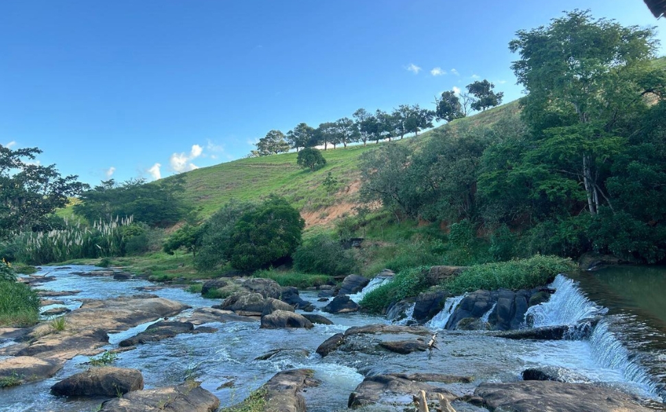 Cachoeira do Jarrão, Pesqueiro do Jefinho e Espaço Agazeh: o que conhecer em Fundão