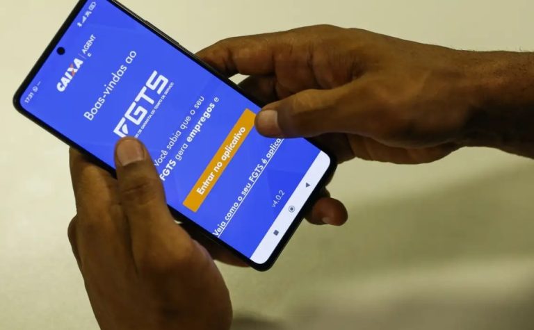 Caixa antecipa saque-aniversário do FGTS para demitidos