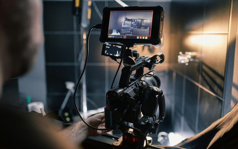 Compaz leva formação gratuita de roteiro de cinema para 4 territórios do Recife