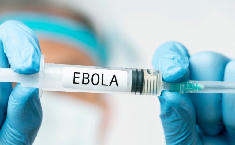Congo confirma 100 mortes por ebola e seis norte-americanos são monitorados