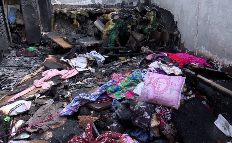 Crianças incendeiam a própria casa após brincarem com lâmpada
