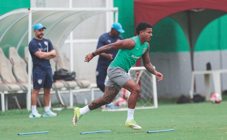 Fluminense entra em campo precisando vencer e torcer na Libertadores