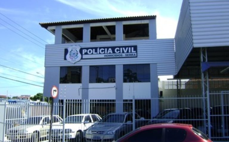 Funcionário de transportadora é atacado com golpes de facão na Serra