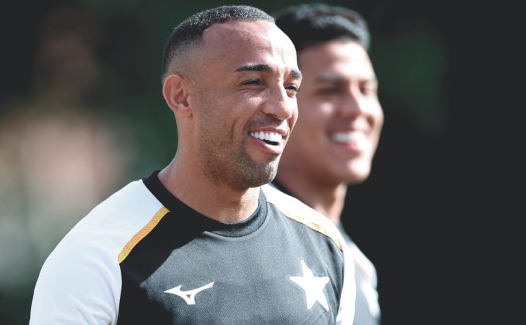 Garantido na próxima fase, Botafogo roda o elenco na Venezuela