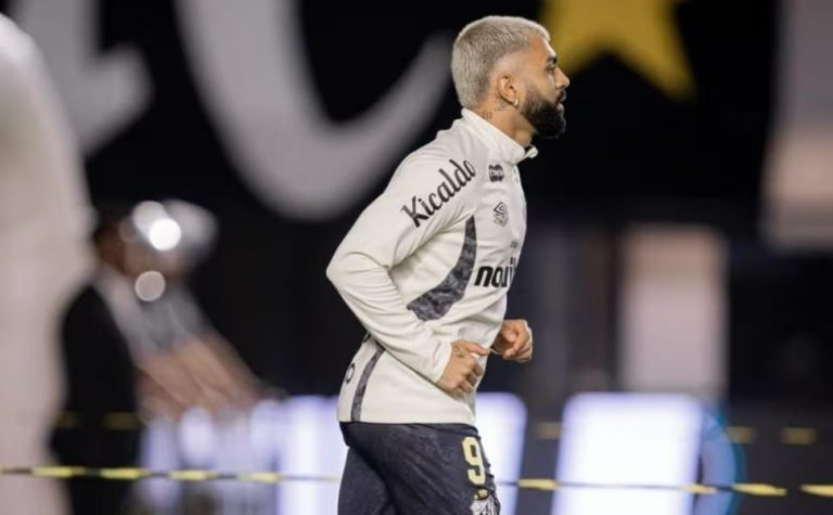 Grito do VAR e pedido ao árbitro: CBF divulga áudio da expulsão de Gabigol