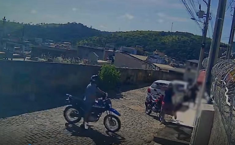 Homem é baleado ao chegar em casa e suspeito foge após ataque no Noroeste do ES