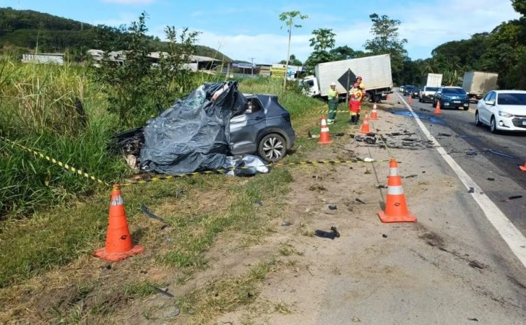 Homem morre após colisão envolvendo três veículos na BR-101 em Iconha