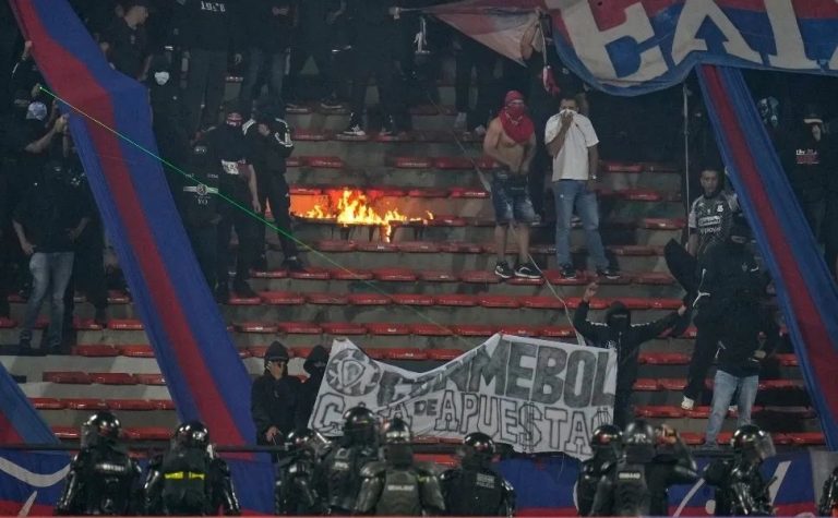 Independiente Medellín jogará sem torcida após caos em jogo com Flamengo