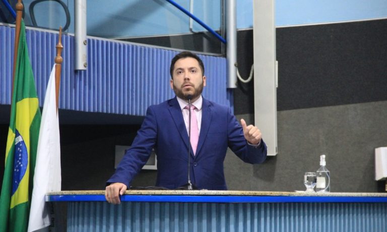 Justiça anula condenação de vereador de Vitória