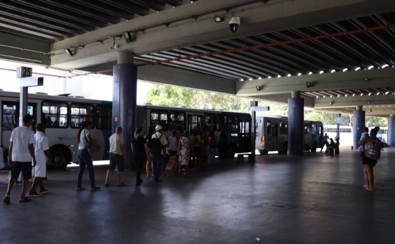 Linha 806 ganha novos itinerários no Contorno da Serra; entenda mudança