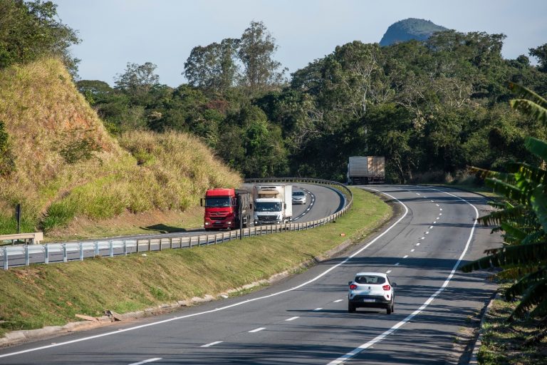 Maio Amarelo: ações de segurança na BR-101