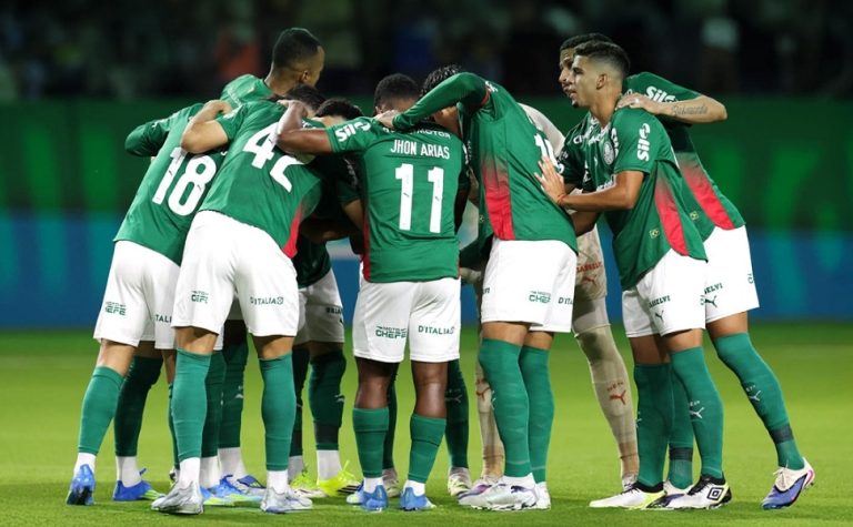 Palmeiras e Santos empatam na despedida do Allianz e volta de Paulinho