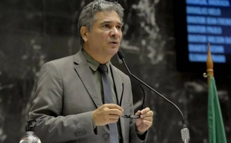 Prefeito de Governador Valadares (MG) é cassado em processo de impeachment