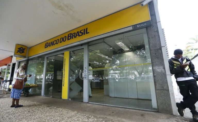 Tesouro lança título com resgate 24 h para competir com poupança e cofrinhos
